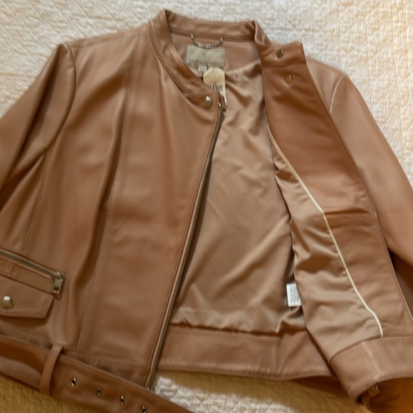 NWT Banana Republic Heritage Cropped Leather Moto Jacket, Peachy Pink SZ XL - Picture 2 of 4